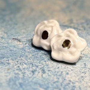 Porcelanowe kolczyki – Małe Kwiaty